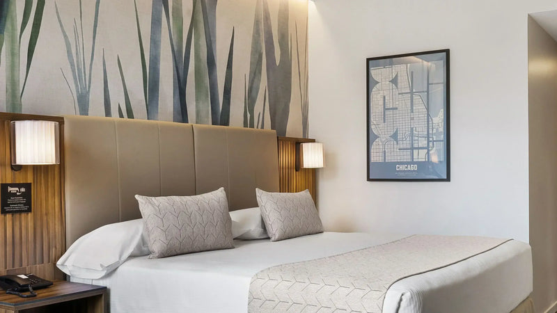 Hotel Design: LetraMap arrives at the RIU Plaza Hotel in Chicago.