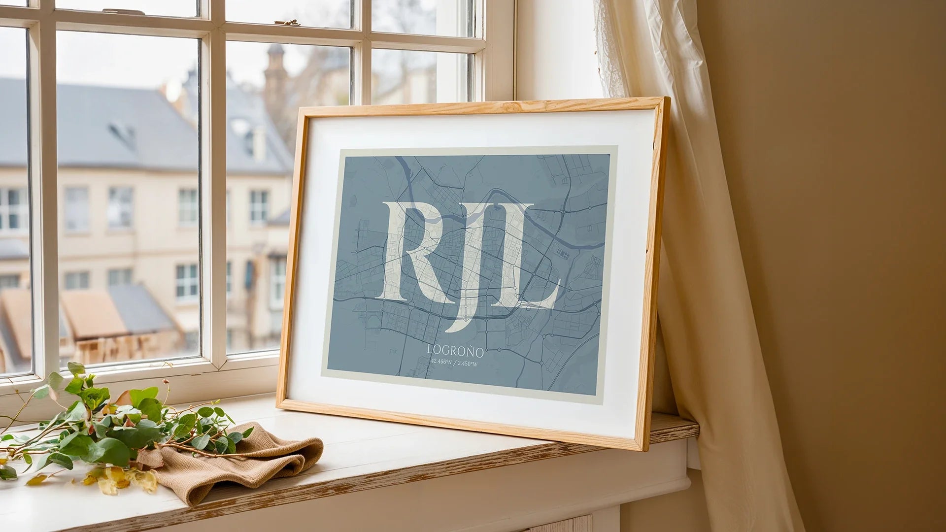 Diseño carto-tipográfico de Logroño: lámina estilo Seaside para decoración de interiores original.