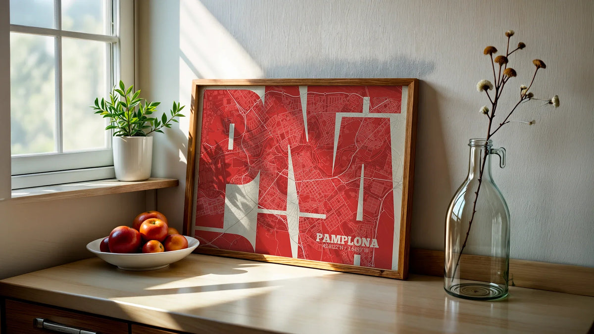 Diseño artístico de Pamplona / Iruña: lámina estilo Boho que fusiona territorio y tipografía.