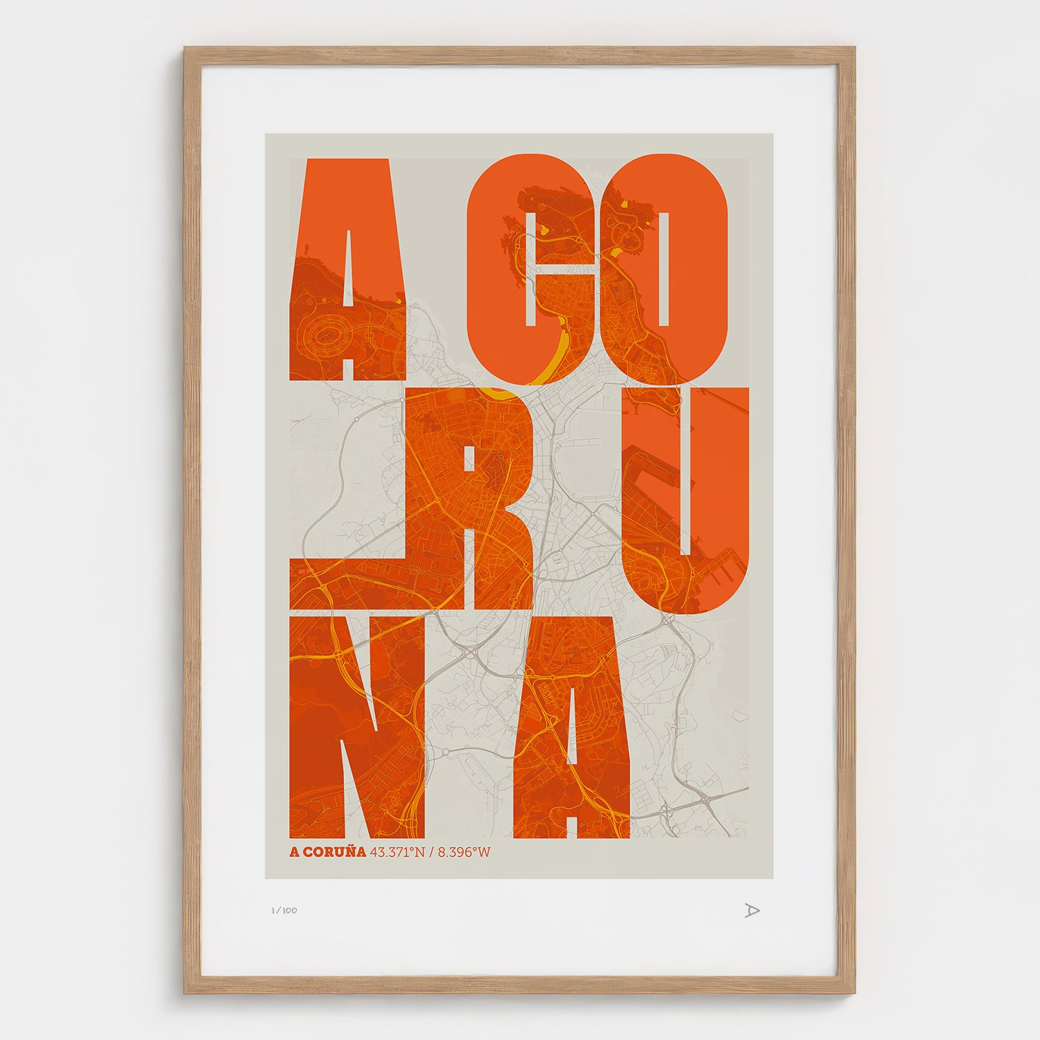 Lámina tipográfica de A Coruña – diseño Revoltosa, marco de madera natural