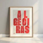 Lámina creativa de Algeciras – Diseño gráfico y tipografía sobre mapa