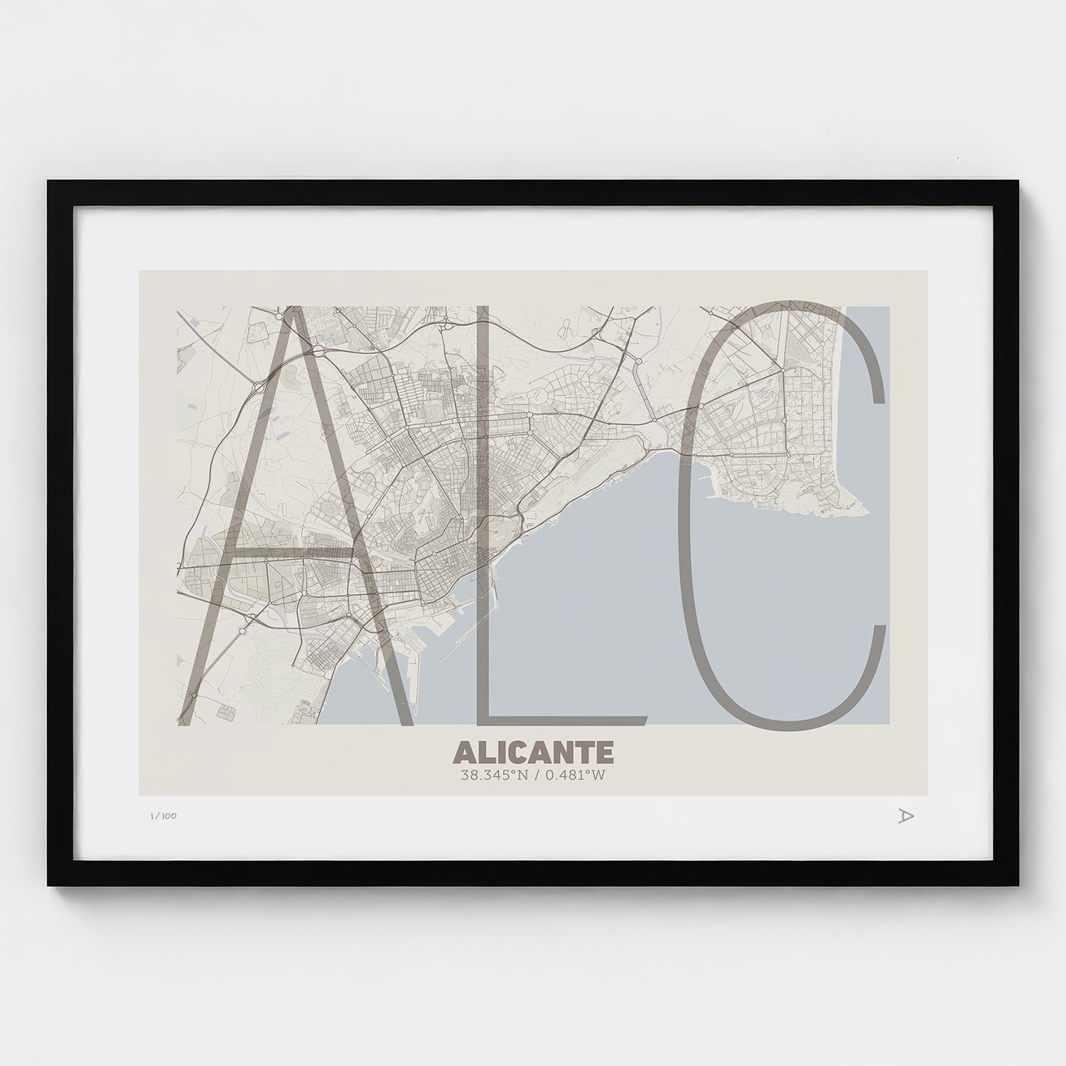 Lámina tipográfica de Alicante – diseño Ultrafina, marco negro