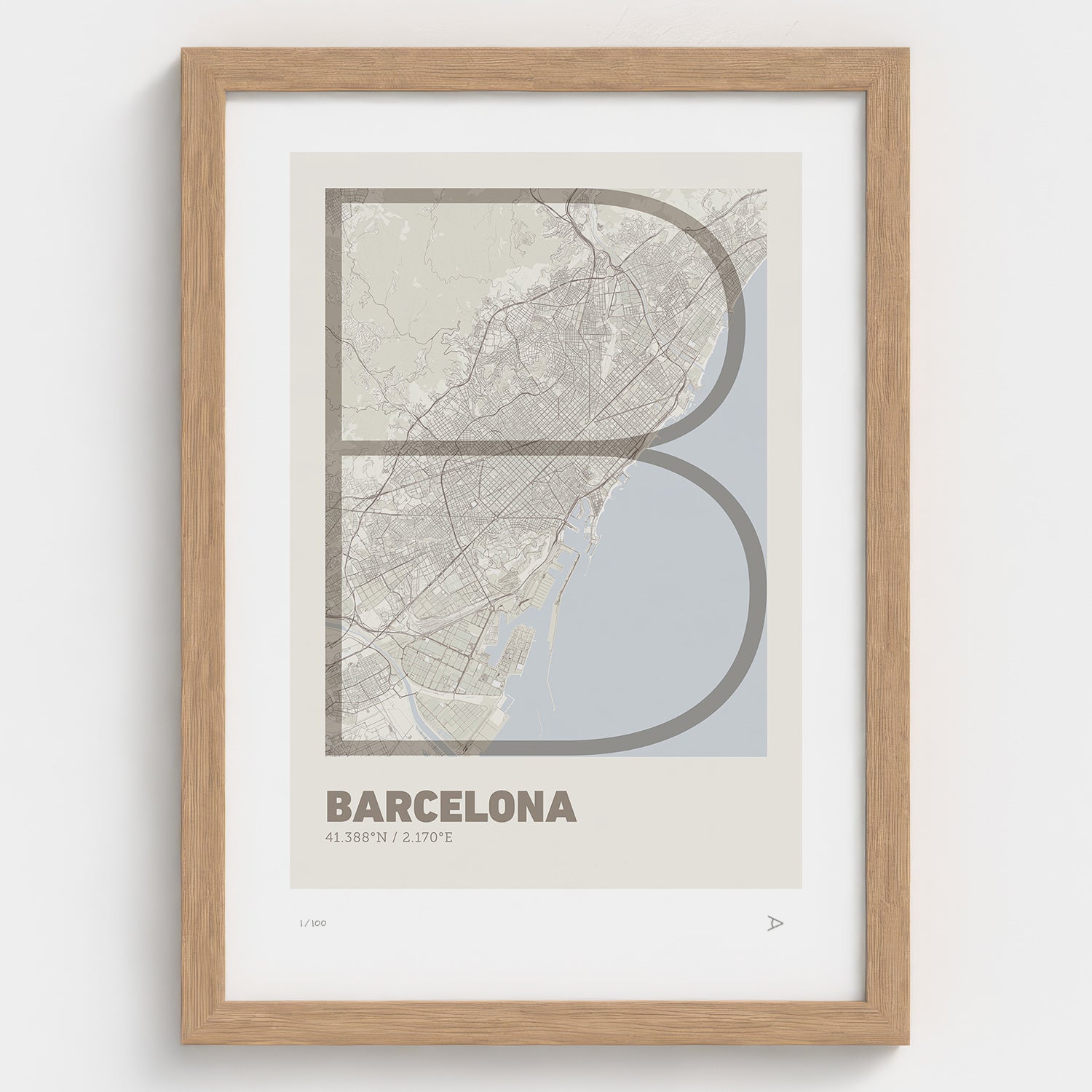 Lámina tipográfica de Barcelona – diseño Ultrafina, marco de madera natural