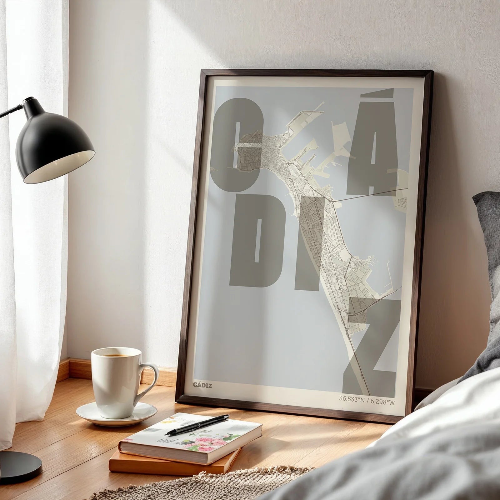 Lámina creativa de Cádiz – Diseño gráfico y tipografía sobre mapa