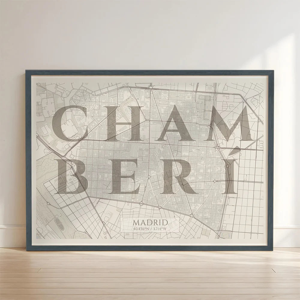 Lámina elegante de Chamberí, Madrid – Póster minimalista y sofisticado