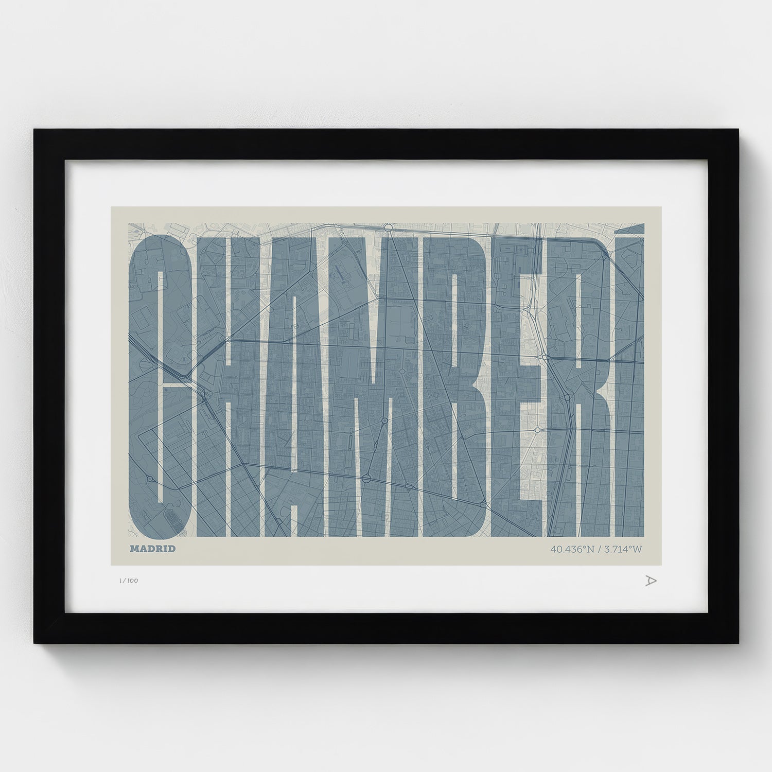 Lámina tipográfica de Chamberí – diseño Extra Comprimida, marco negro