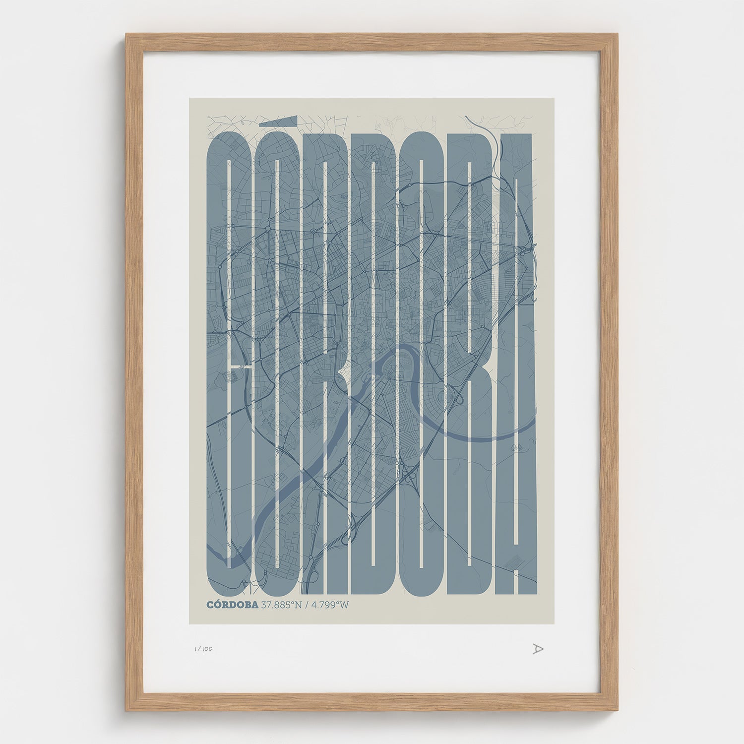 Lámina tipográfica de Cordoba – diseño Extra Comprimida, marco de madera natural