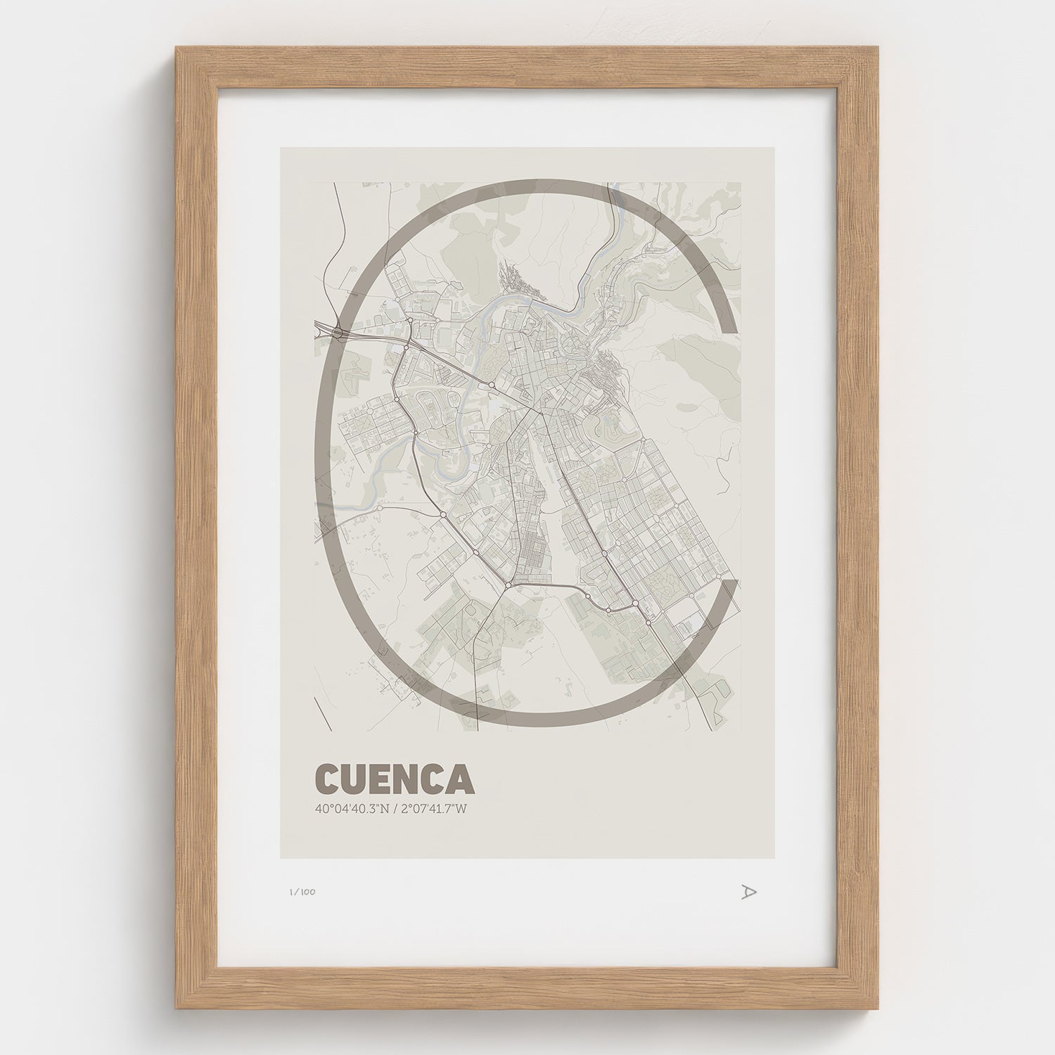 Lámina tipográfica de Cuenca – diseño Ultrafina, marco de madera natural