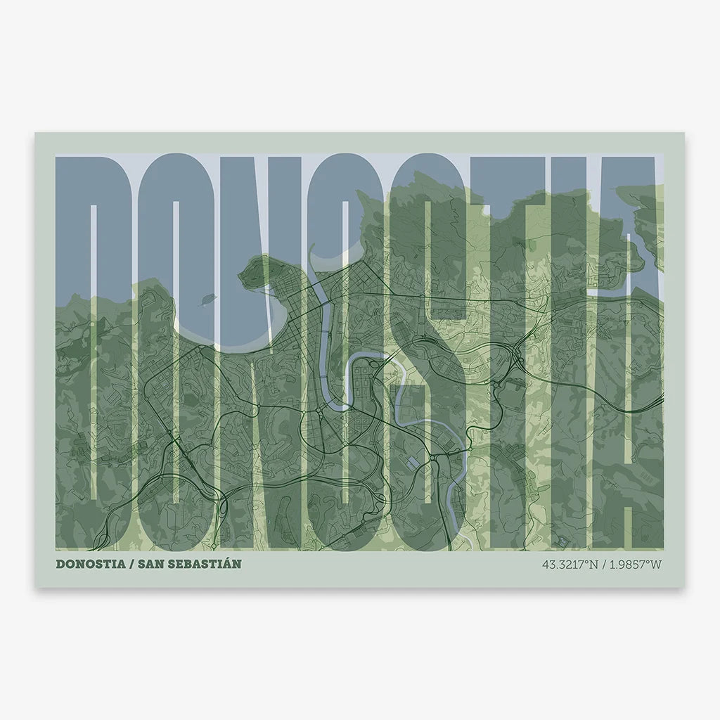 Mapa de Donostia en el diseño la Extra Comprimida, donde las letras se ajustan al ancho del mapa de la ciudad diseñado en dos tonos de verde