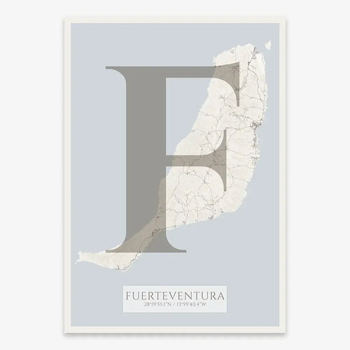Mapa de Fuerteventura en el diseño la Clásica, inspirado en la tipografía cincelada con una fuente elegante que crea un bonito contraste visual diseñado en marrón claro y fondo blanco roto