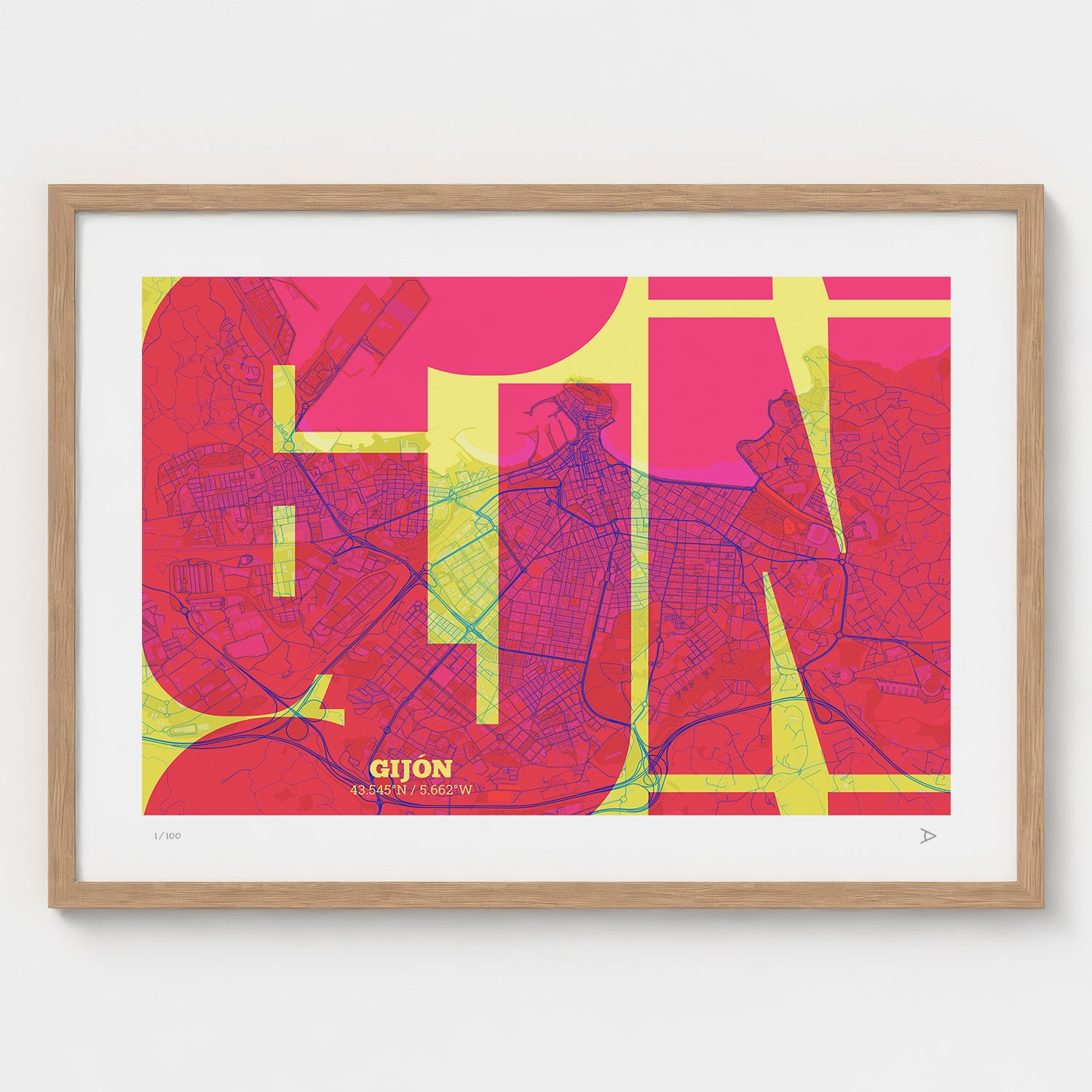Lámina tipográfica de Gijon – diseño Inseparable, marco de madera natural