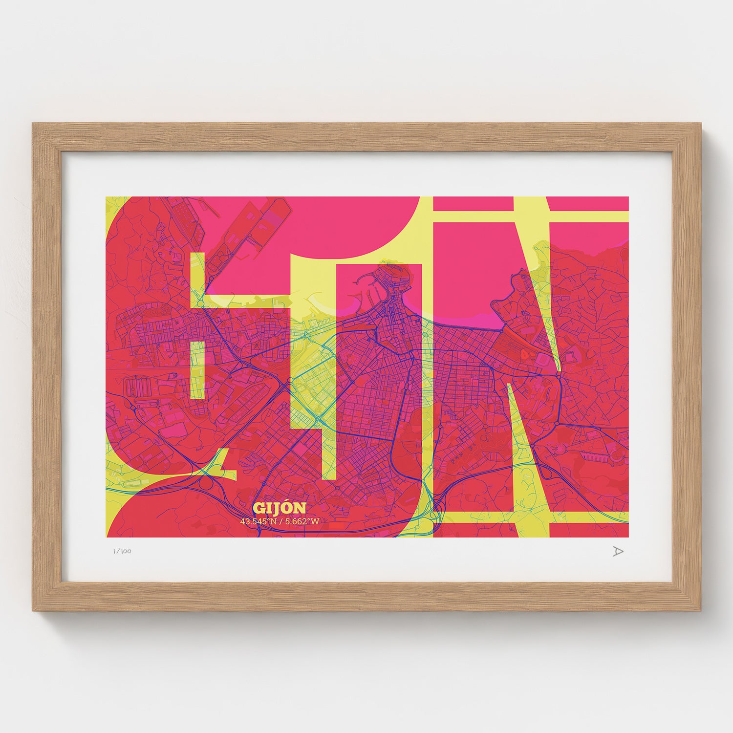 Lámina tipográfica de Gijon – diseño Inseparable, marco de madera natural