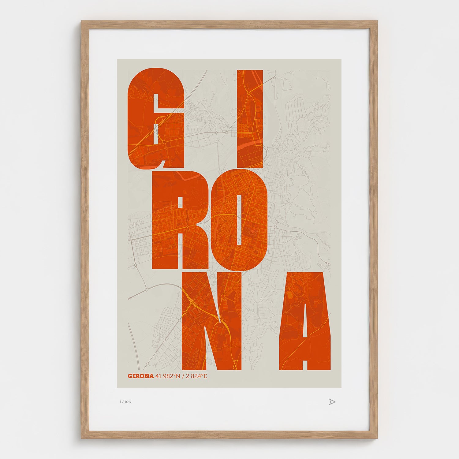 Lámina tipográfica de Girona – diseño Revoltosa, marco de madera natural