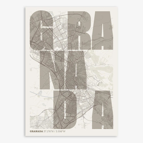 Mapa de Granada en el diseño la Revoltosa, donde las letras del nombre aparecen aleatoriamente en diferentes líneas para un diseño urbano realmente original diseñado en marrón claro y fondo blanco roto