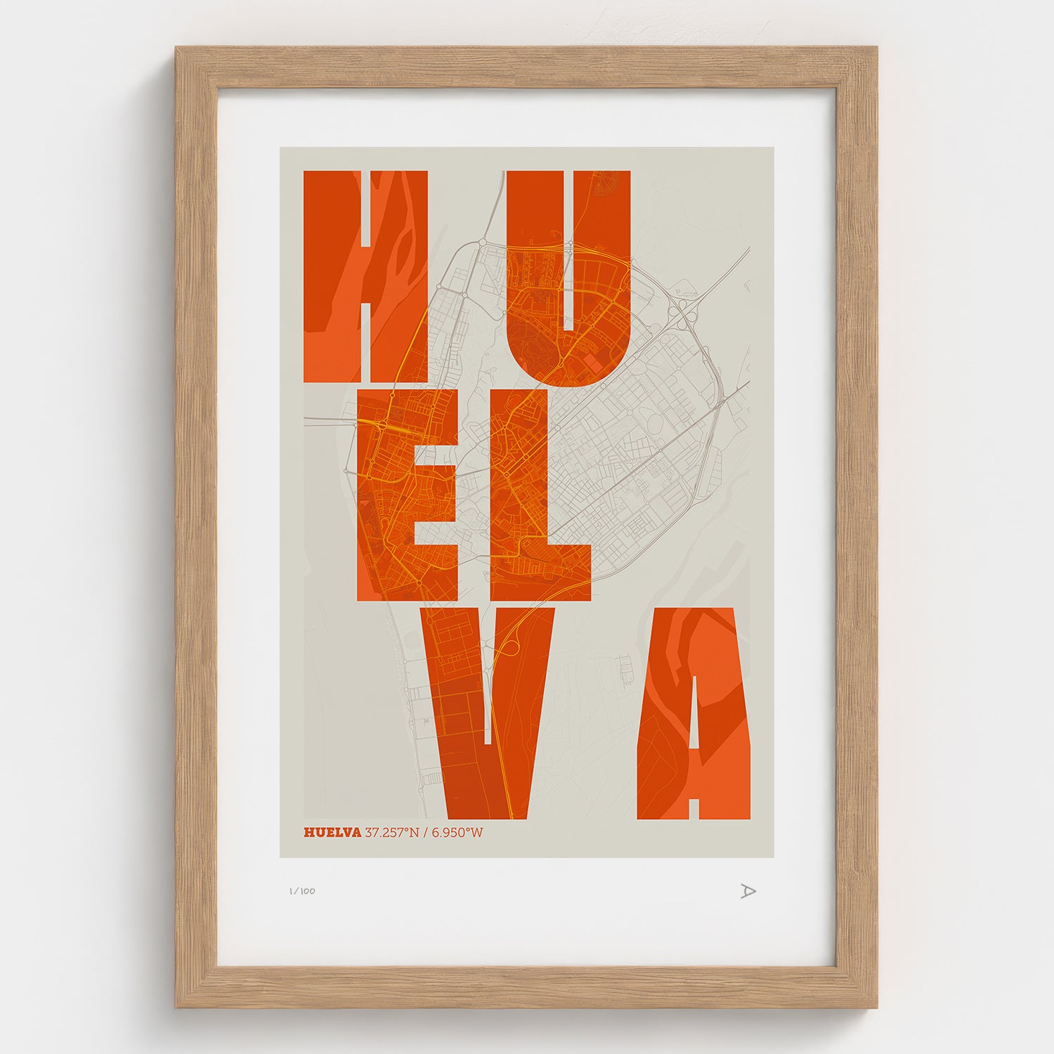 Lámina tipográfica de Huelva – diseño Revoltosa, marco de madera natural