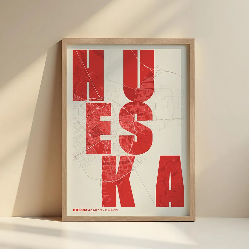 Lámina creativa de Huesca – Diseño gráfico y tipografía sobre mapa