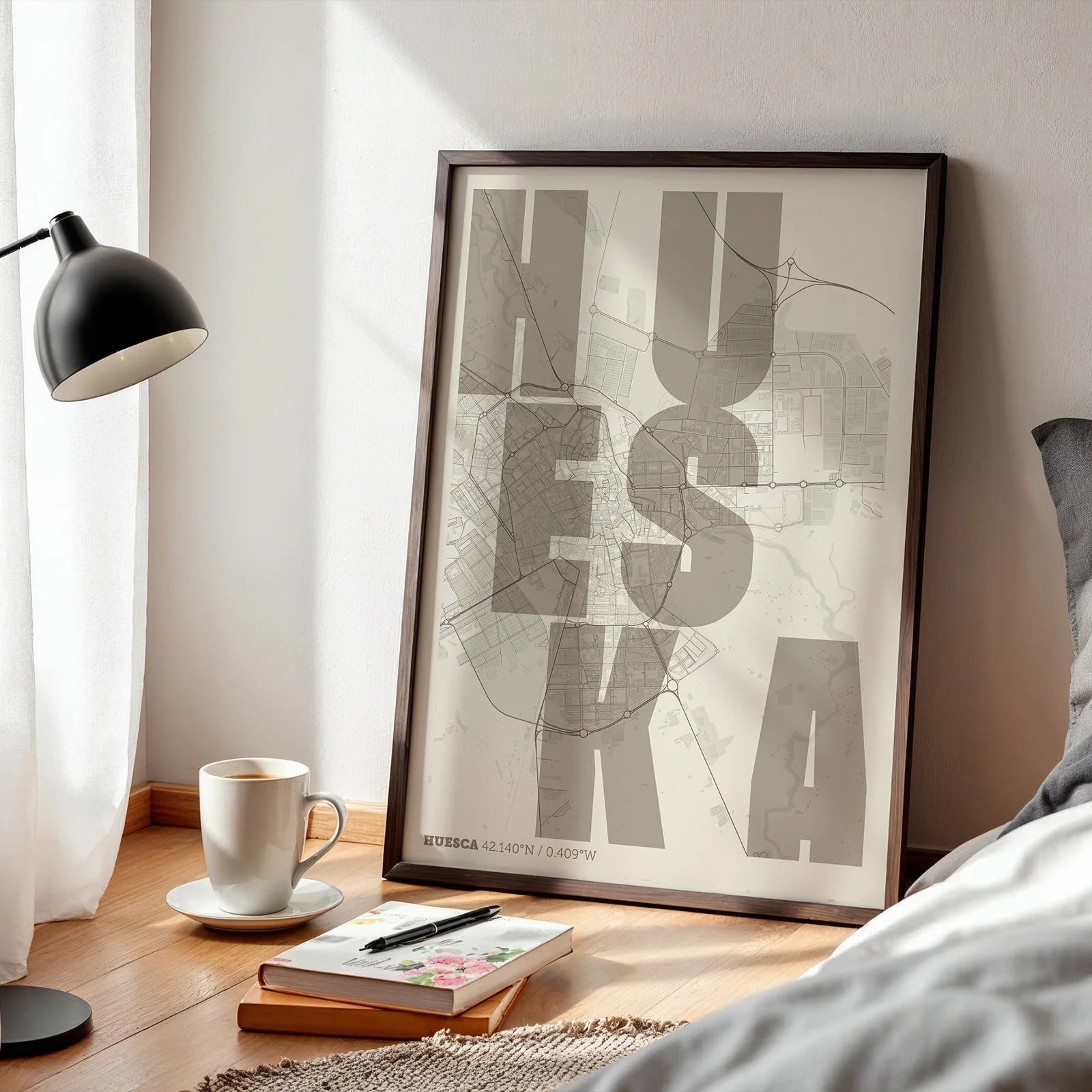 Lámina creativa de Huesca – Diseño gráfico y tipografía sobre mapa