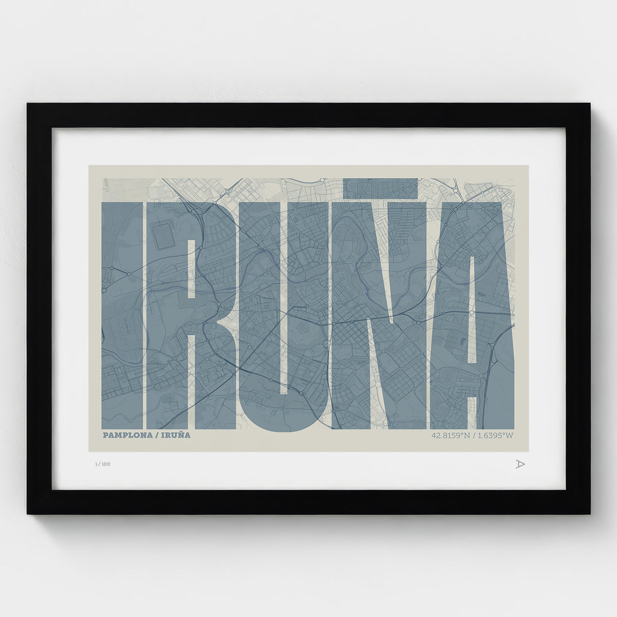 Lámina tipográfica de Iruña – diseño Extra Comprimida, marco negro