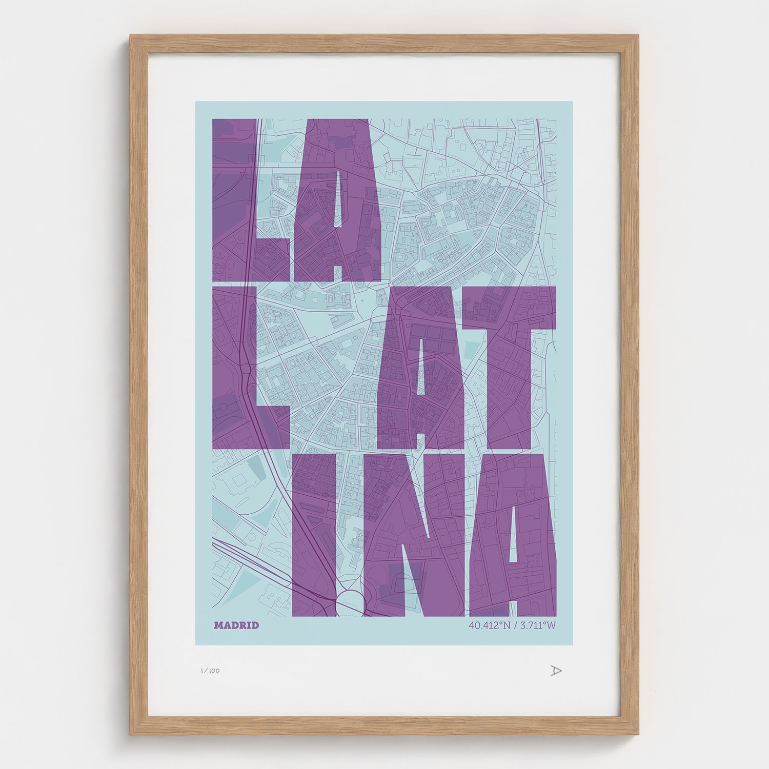 Lámina tipográfica de La Latina – diseño Revoltosa, marco de madera natural