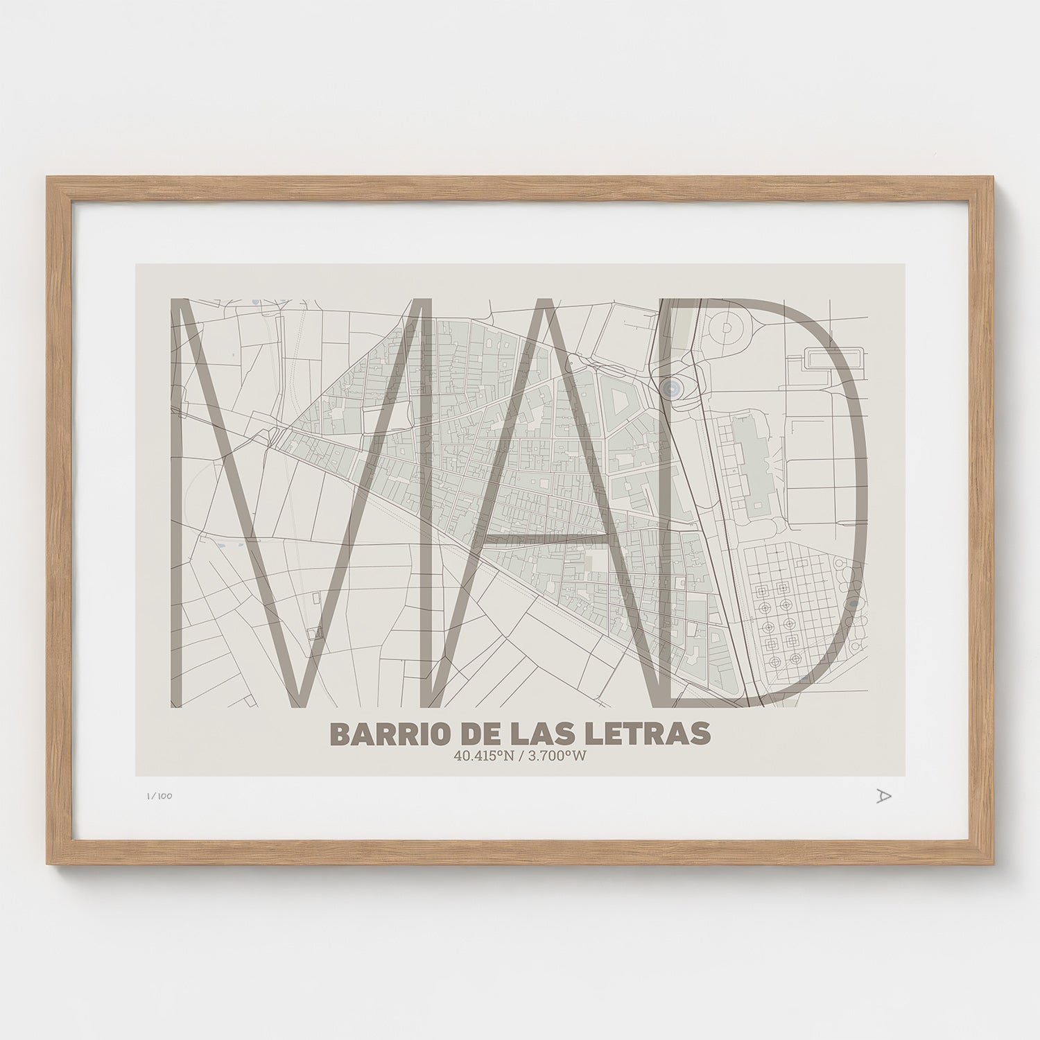 Lámina tipográfica de Las Letras – diseño Ultrafina, marco de madera natural