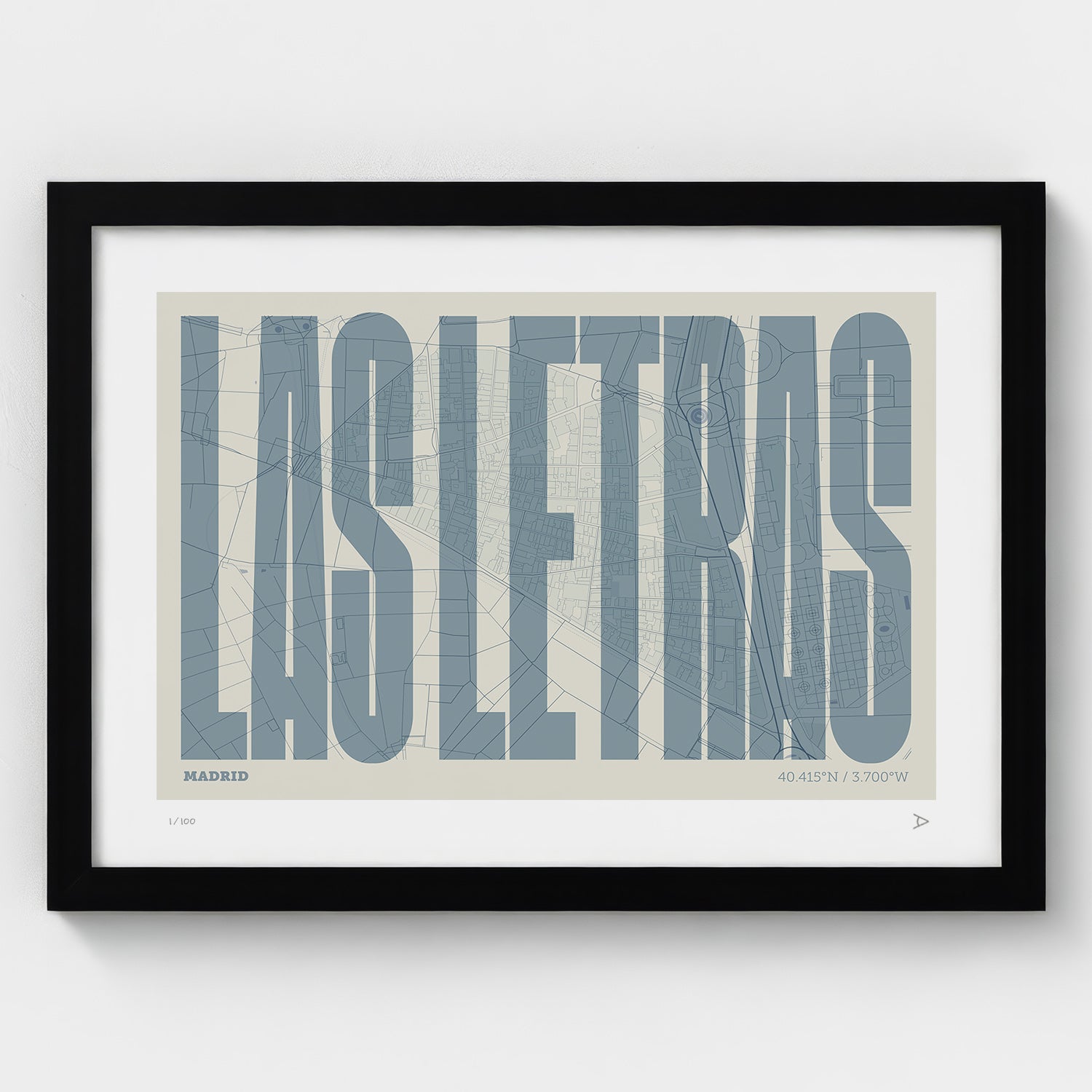 Lámina tipográfica de Las Letras – diseño Extra Comprimida, marco negro