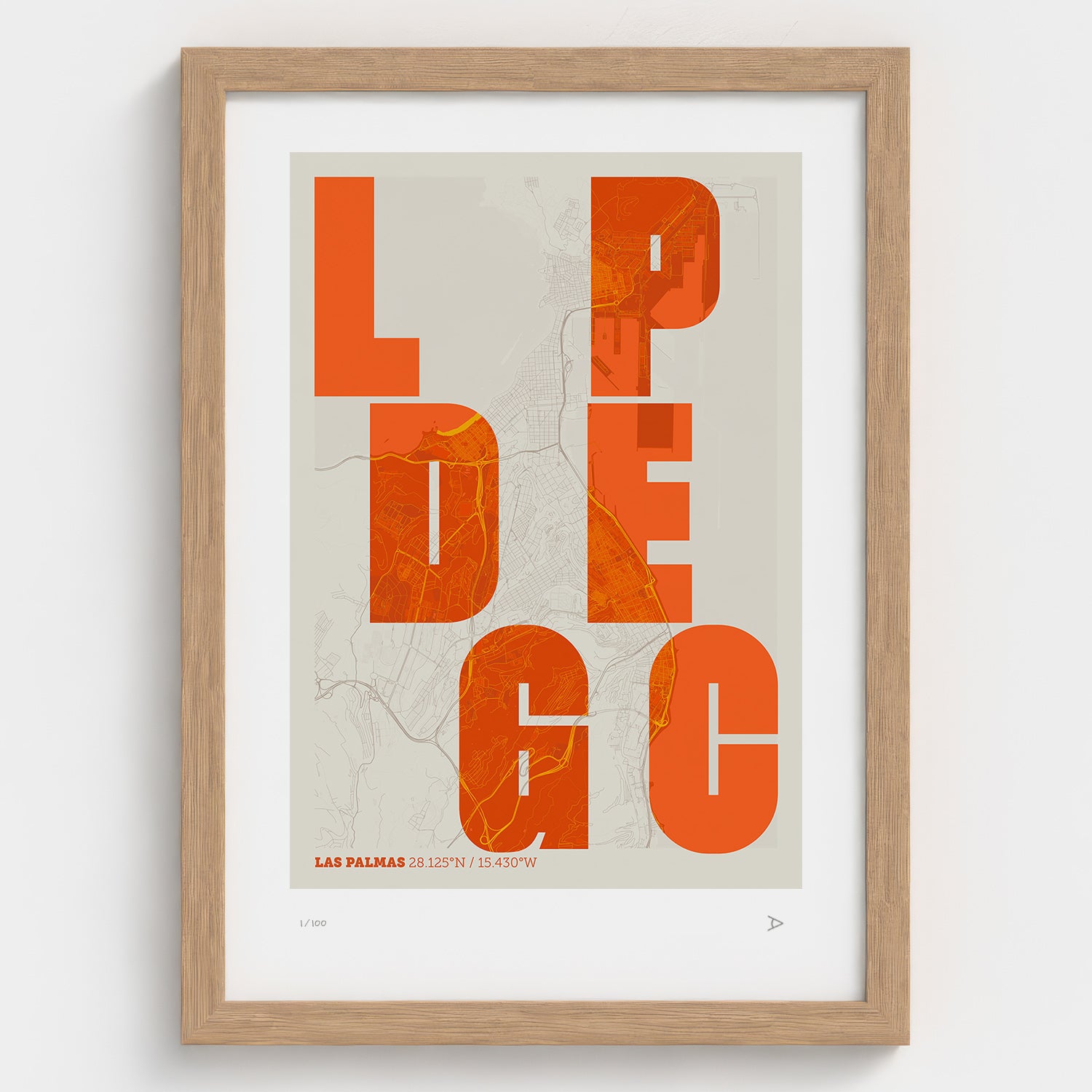 Lámina tipográfica de Las Palmas de Gran Canaria – diseño Revoltosa, marco de madera natural