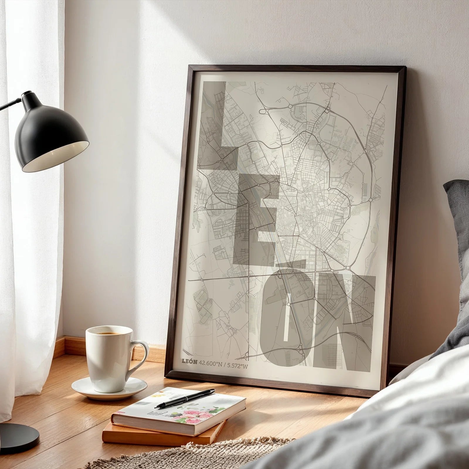 Lámina creativa de León – Diseño gráfico y tipografía sobre mapa