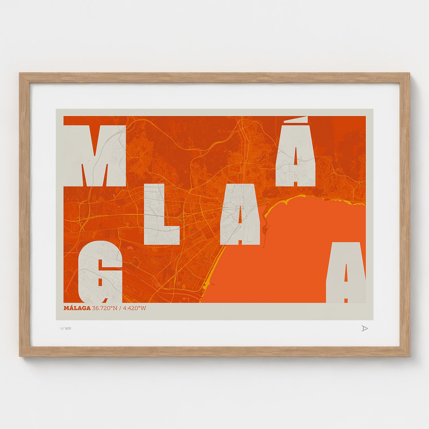 Lámina tipográfica de Malaga – diseño Revoltosa, marco de madera natural