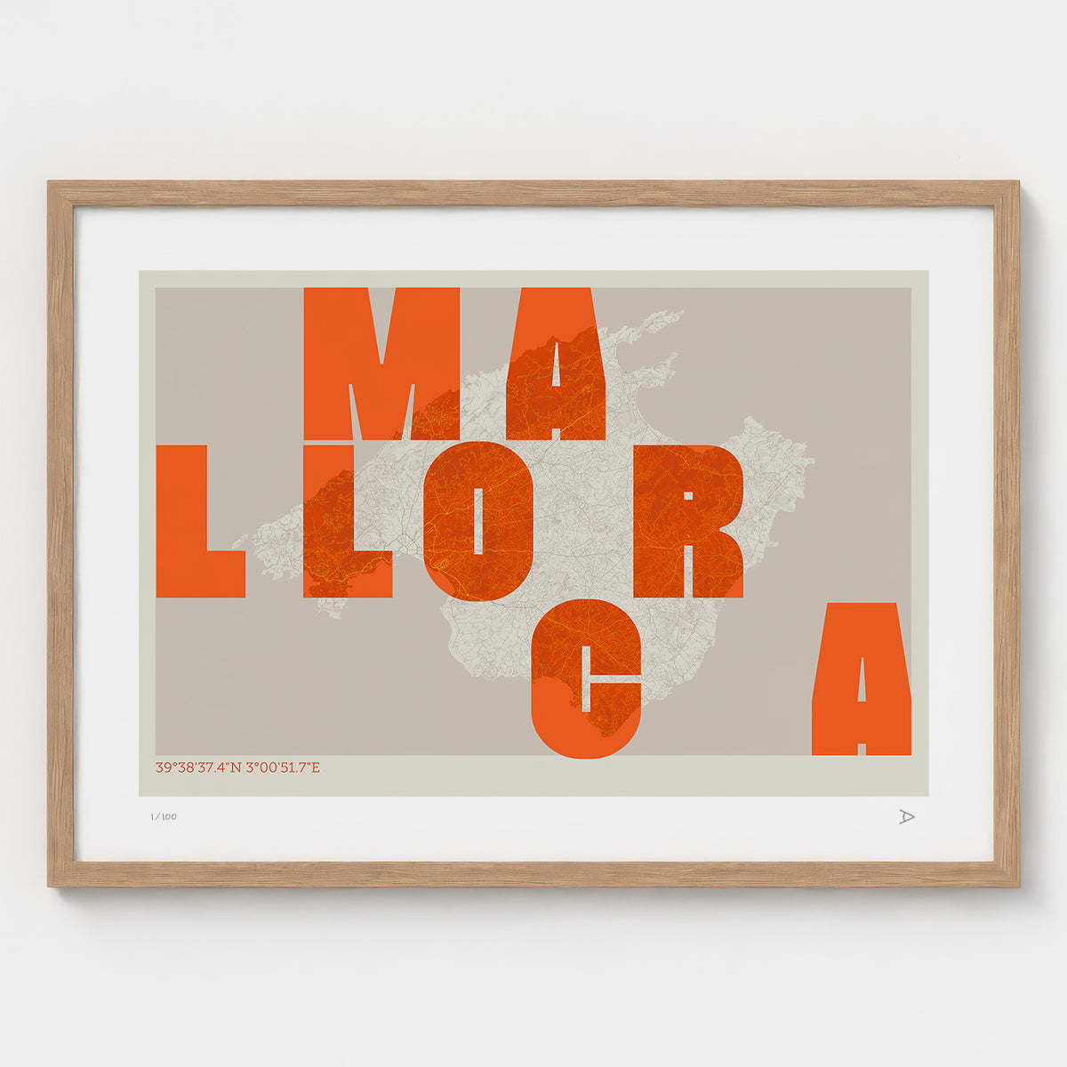Lámina tipográfica de Mallorca – diseño Revoltosa, marco de madera natural