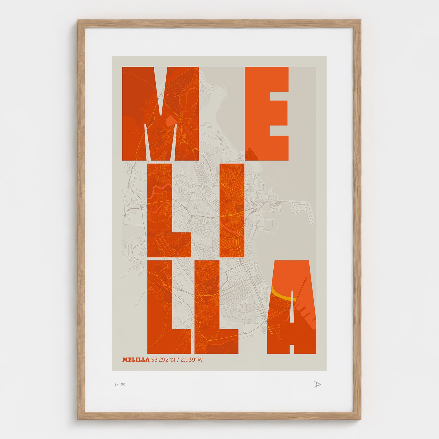 Lámina tipográfica de Melilla – diseño Revoltosa, marco de madera natural