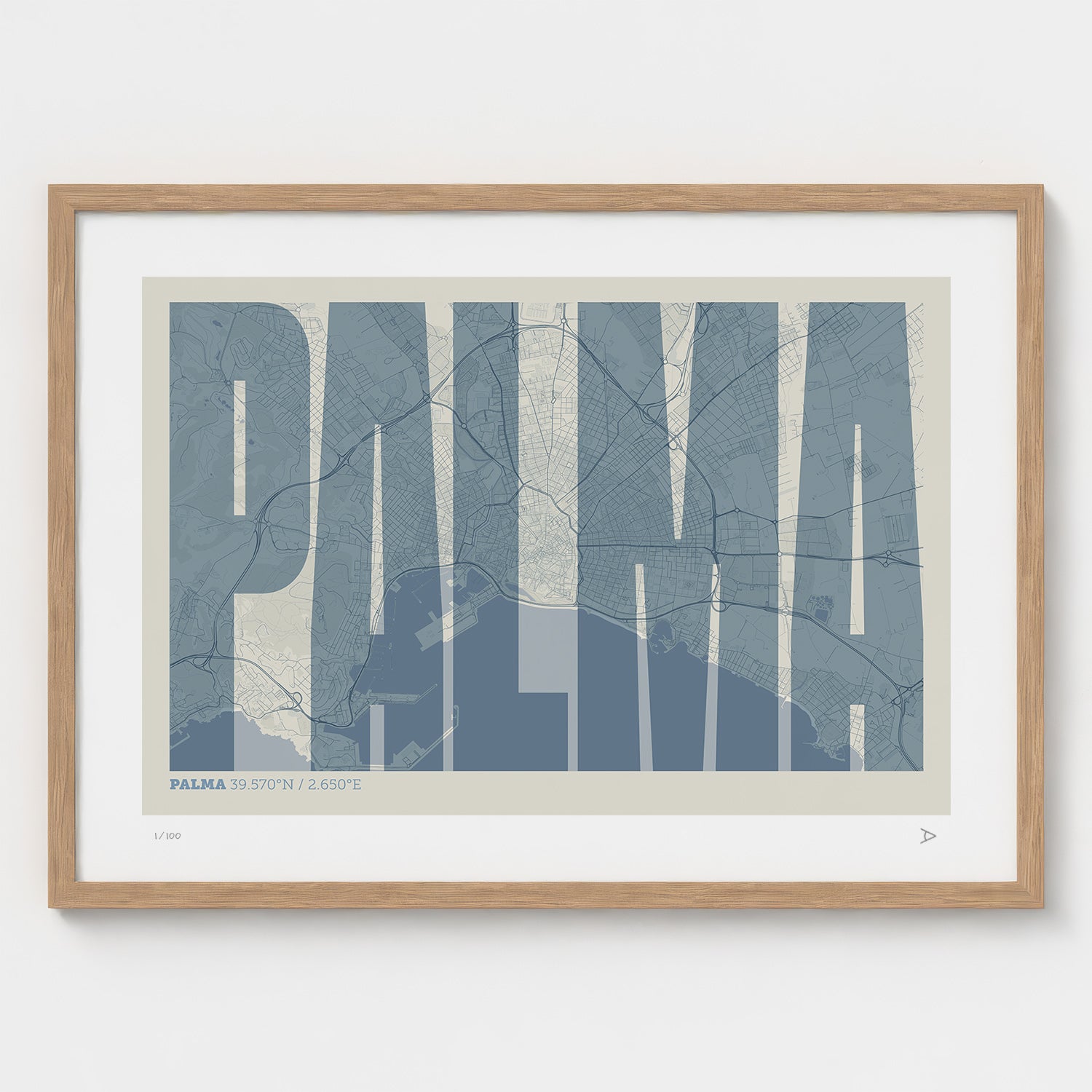 Lámina tipográfica de Palma – diseño Extra Comprimida, marco de madera natural