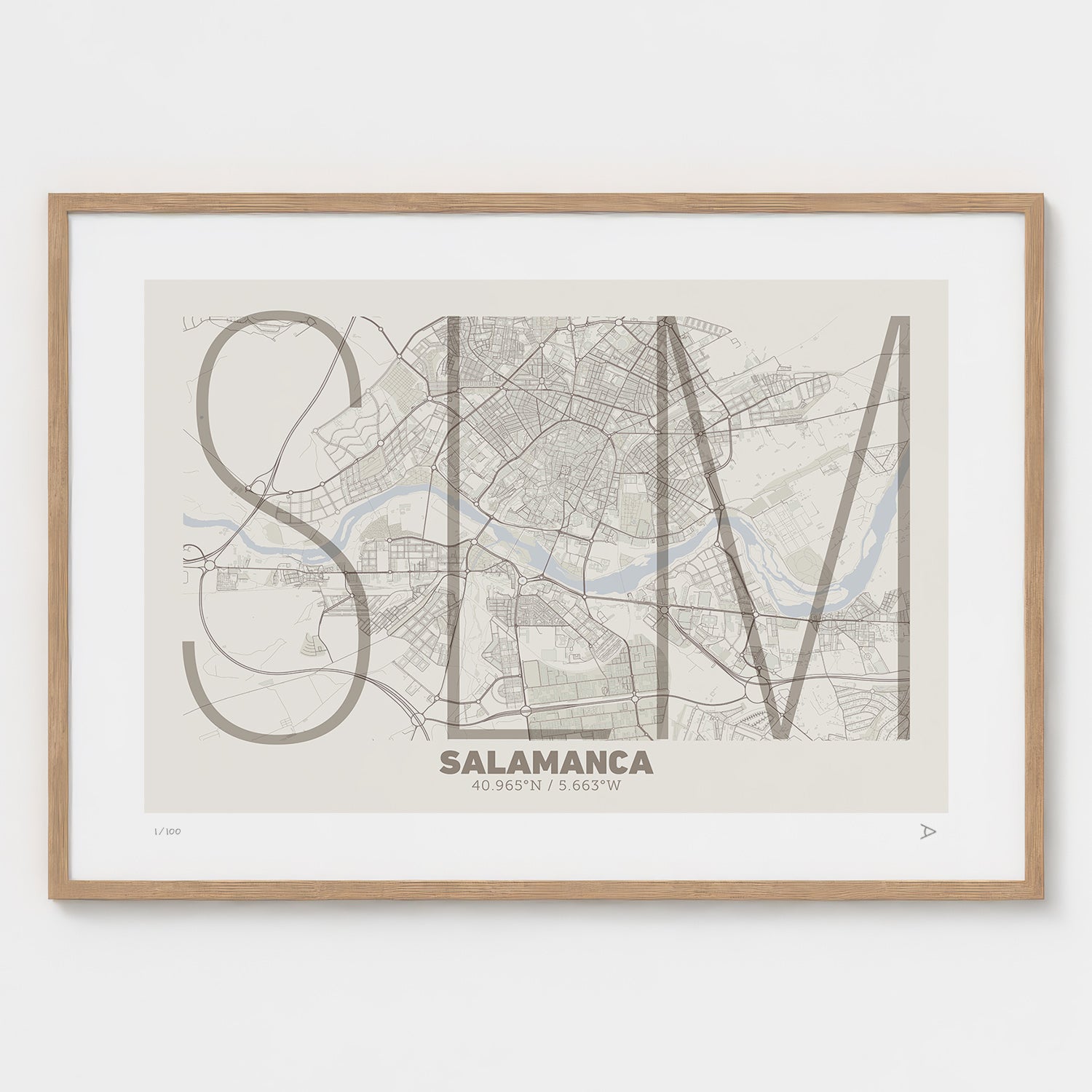 Lámina tipográfica de Salamanca – diseño Ultrafina, marco de madera natural