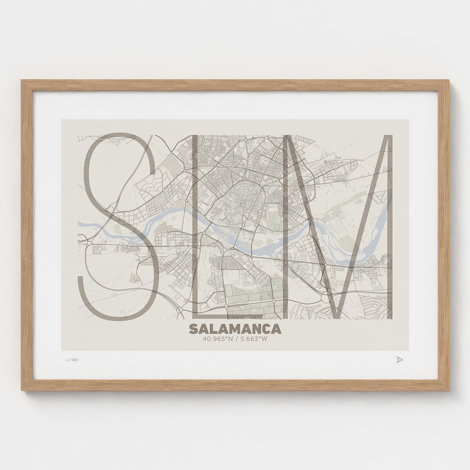 Lámina tipográfica de Salamanca – diseño Ultrafina, marco de madera natural