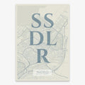 Mapa de San Sebastián de los Reyes en el diseño la Clásica, inspirado en la tipografía cincelada con una fuente elegante que crea un bonito contraste visual diseñado en gris azulado y fondo blanco roto