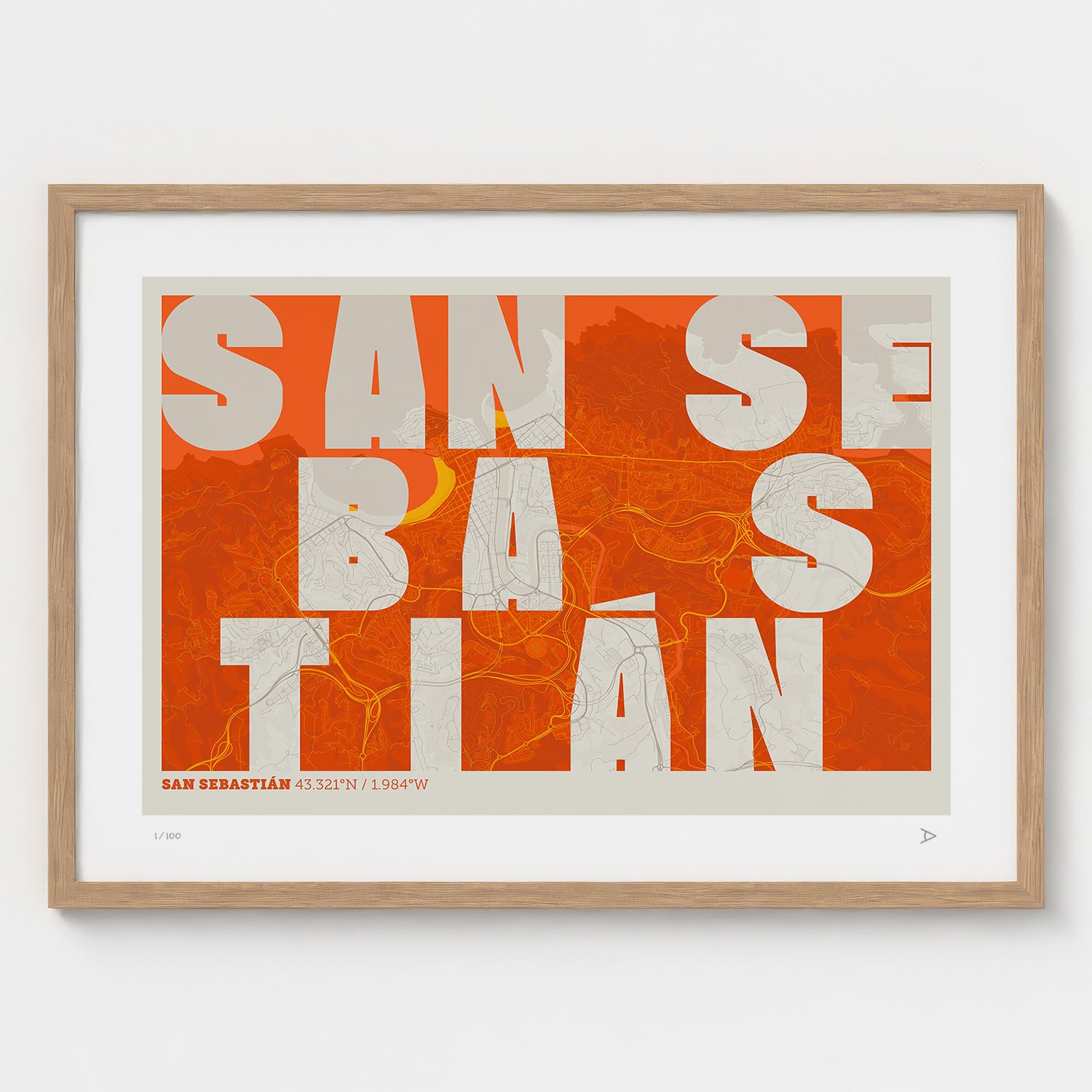 Lámina tipográfica de San Sebastián – diseño Revoltosa, marco de madera natural