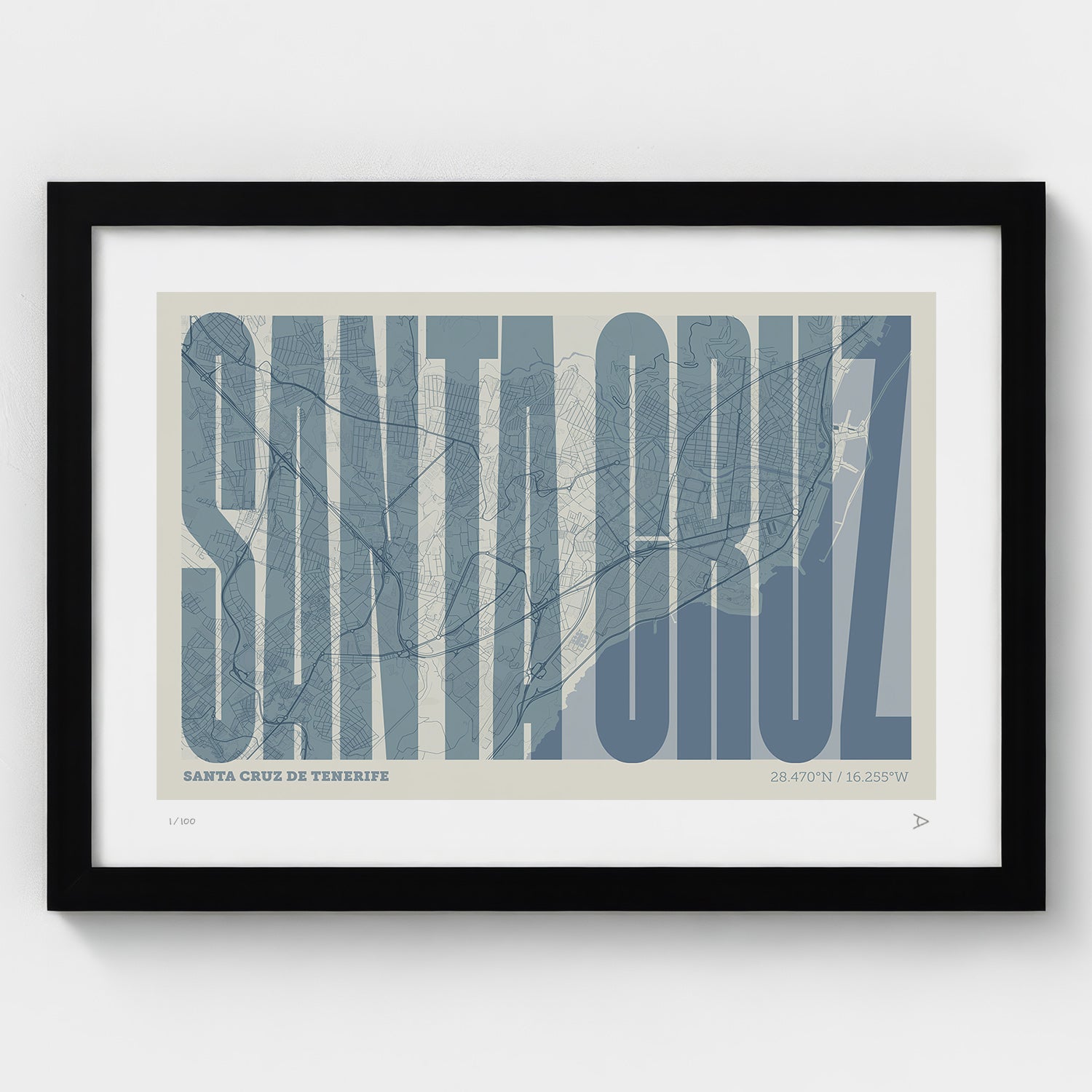 Lámina tipográfica de Santa Cruz de Tenerife – diseño Extra Comprimida, marco negro
