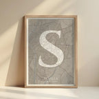 Lámina elegante de Sevilla – Póster minimalista y sofisticado