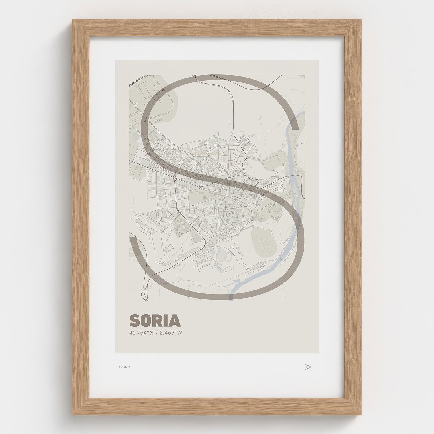 Lámina tipográfica de Soria – diseño Ultrafina, marco de madera natural