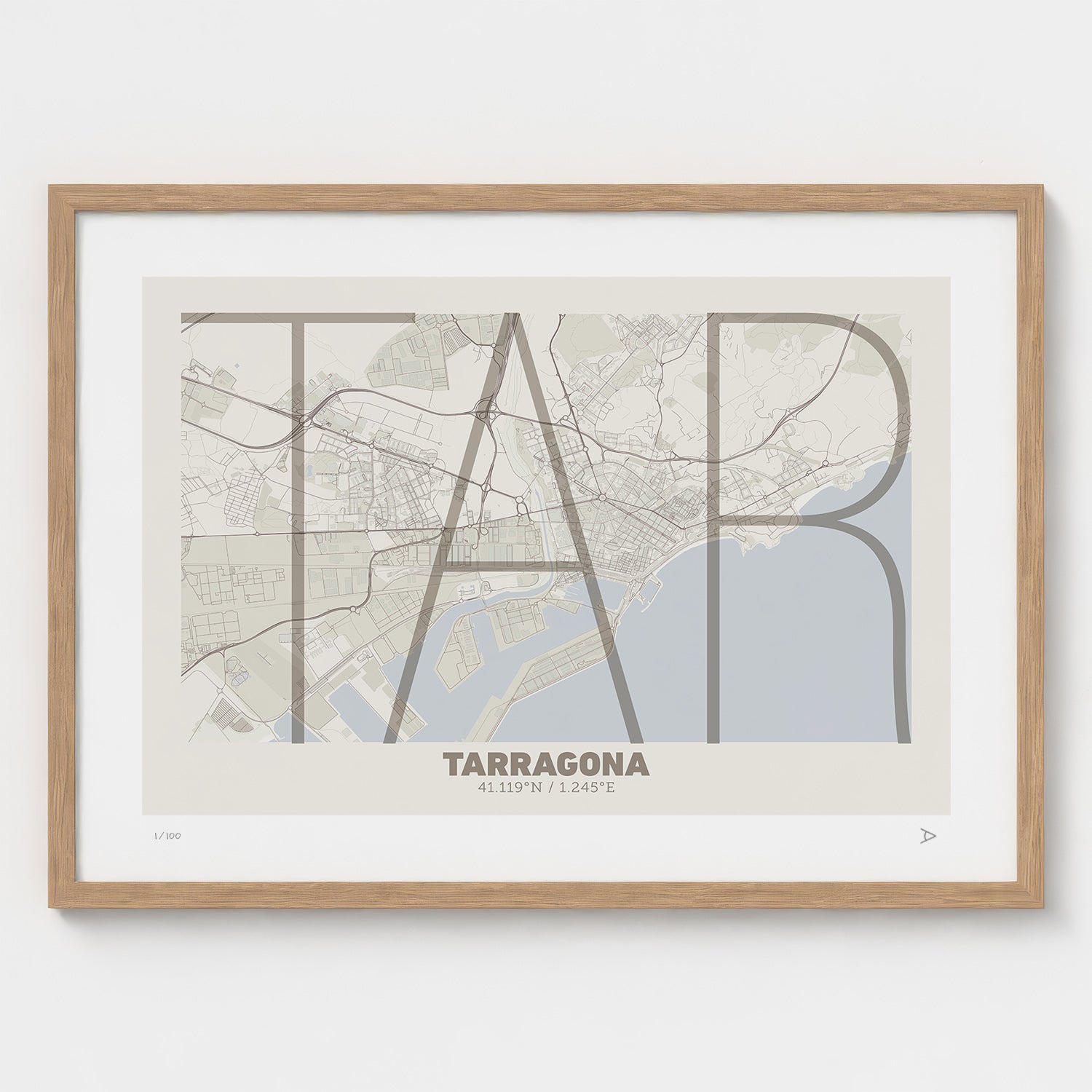 Lámina tipográfica de Tarragona – diseño Ultrafina, marco de madera natural