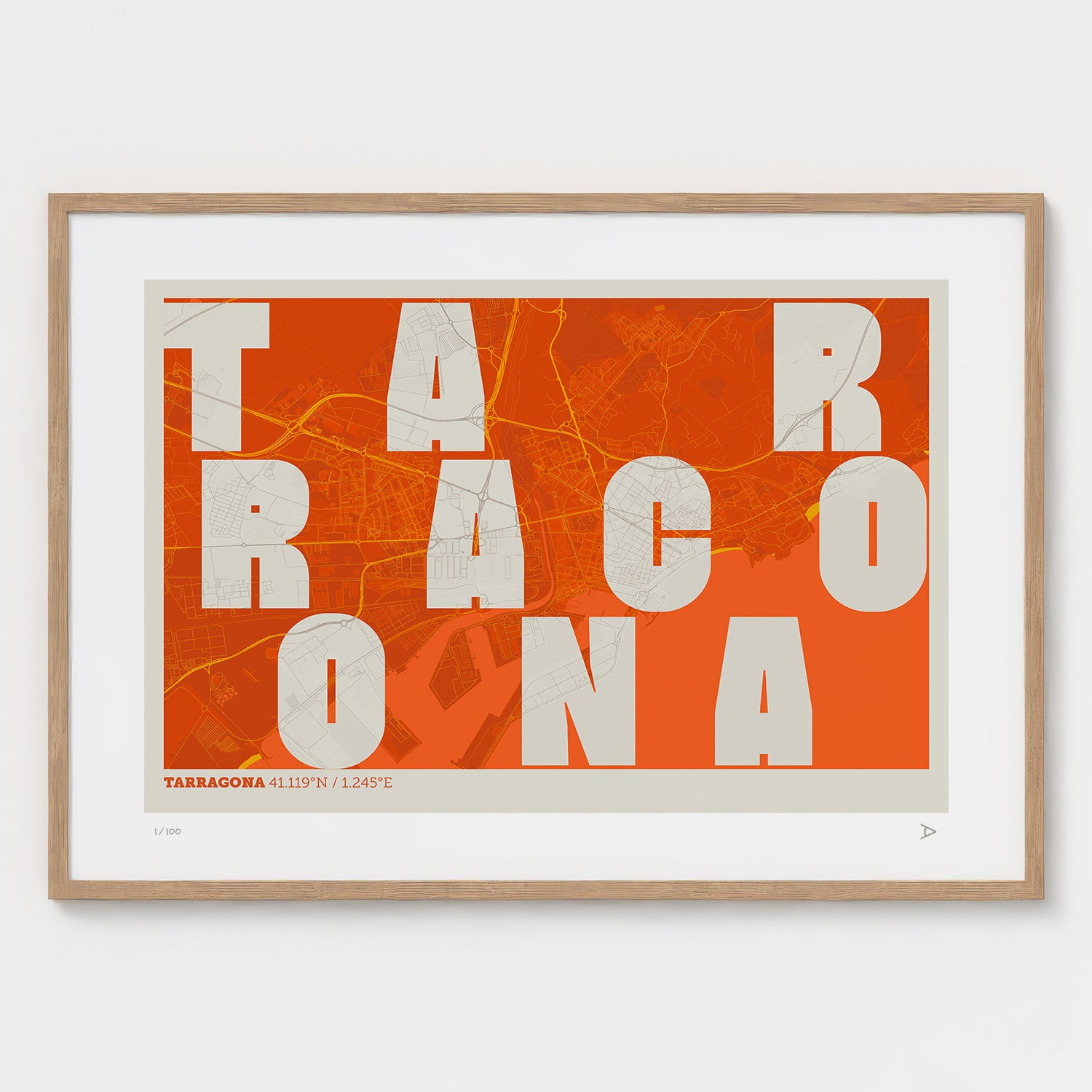 Lámina tipográfica de Tarragona – diseño Revoltosa, marco de madera natural