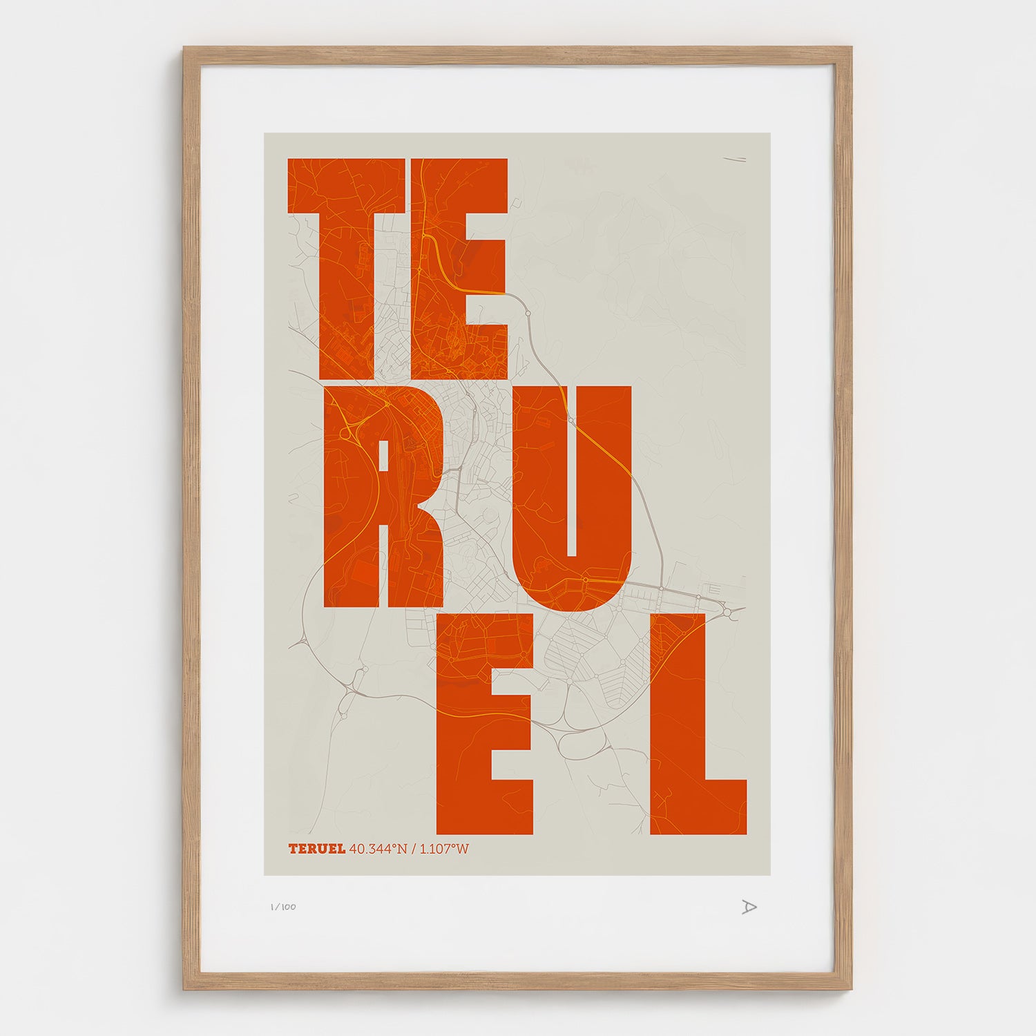 Lámina tipográfica de Teruel – diseño Revoltosa, marco de madera natural