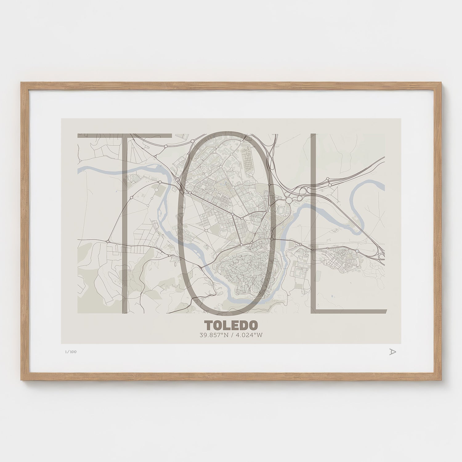 Lámina tipográfica de Toledo – diseño Ultrafina, marco de madera natural