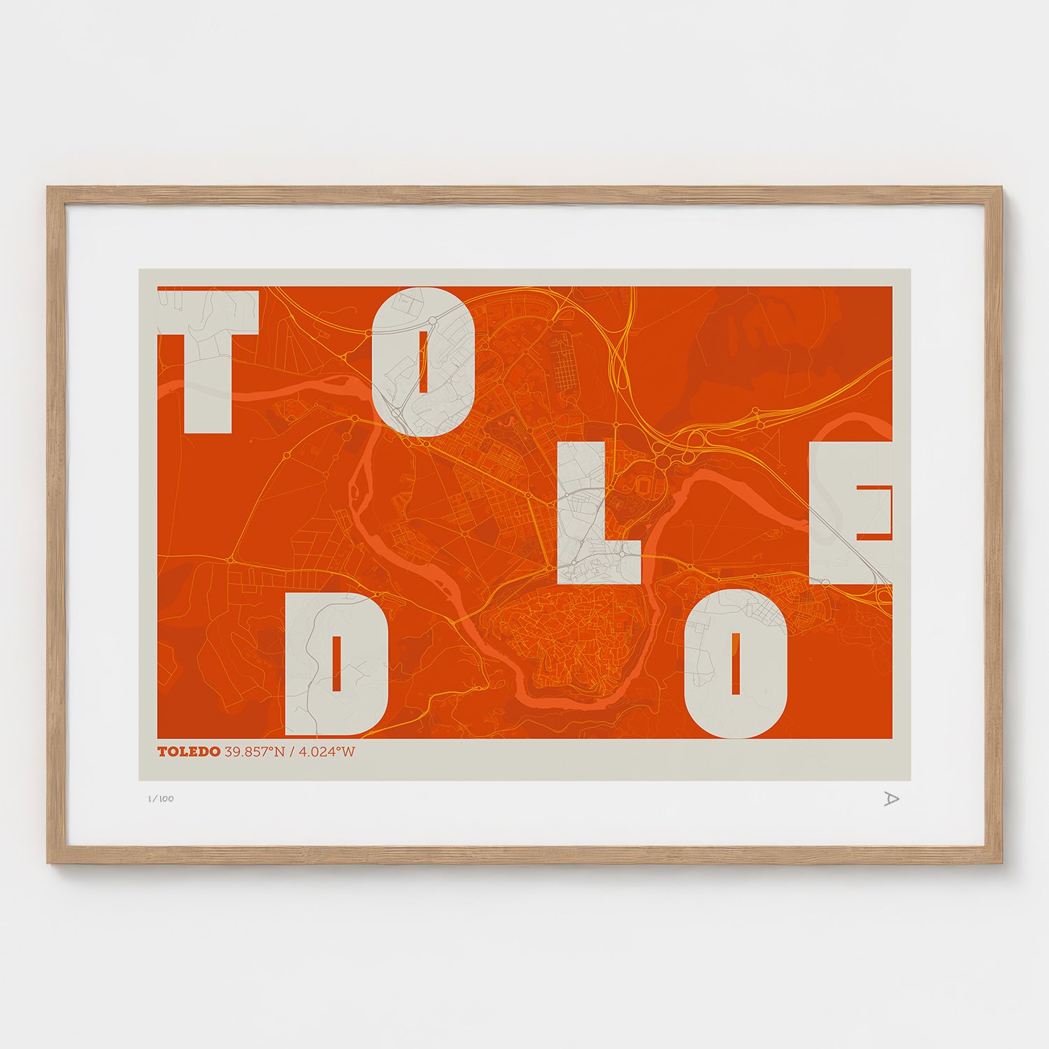 Lámina tipográfica de Toledo – diseño Revoltosa, marco de madera natural