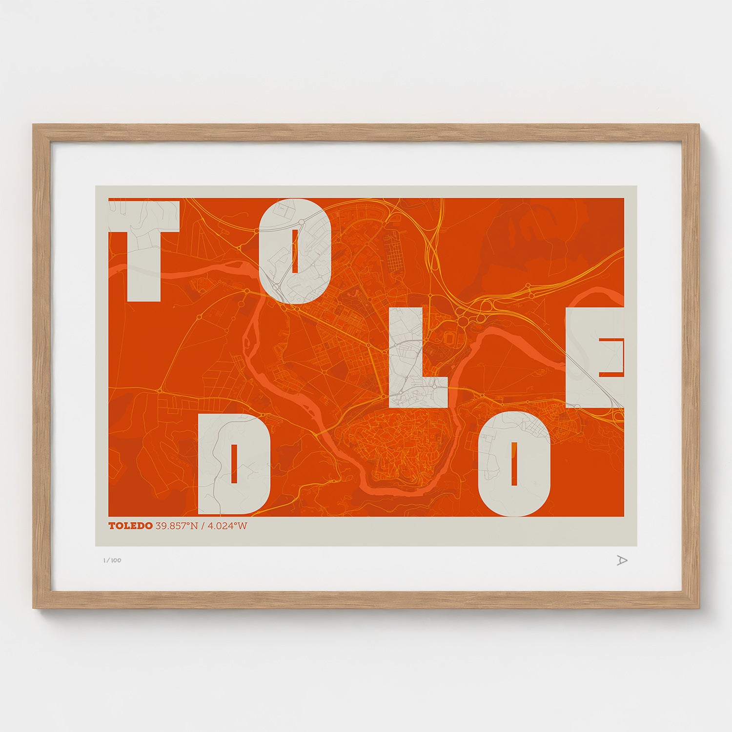Lámina tipográfica de Toledo – diseño Revoltosa, marco de madera natural