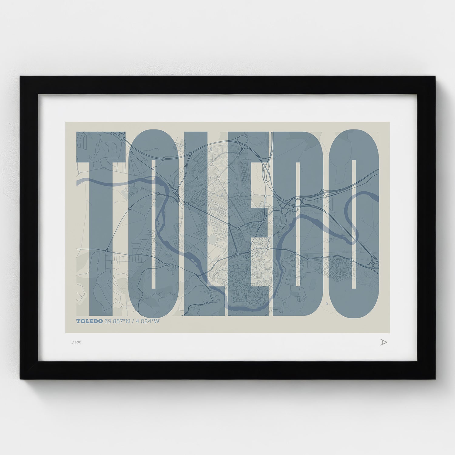Lámina tipográfica de Toledo – diseño Extra Comprimida, marco negro