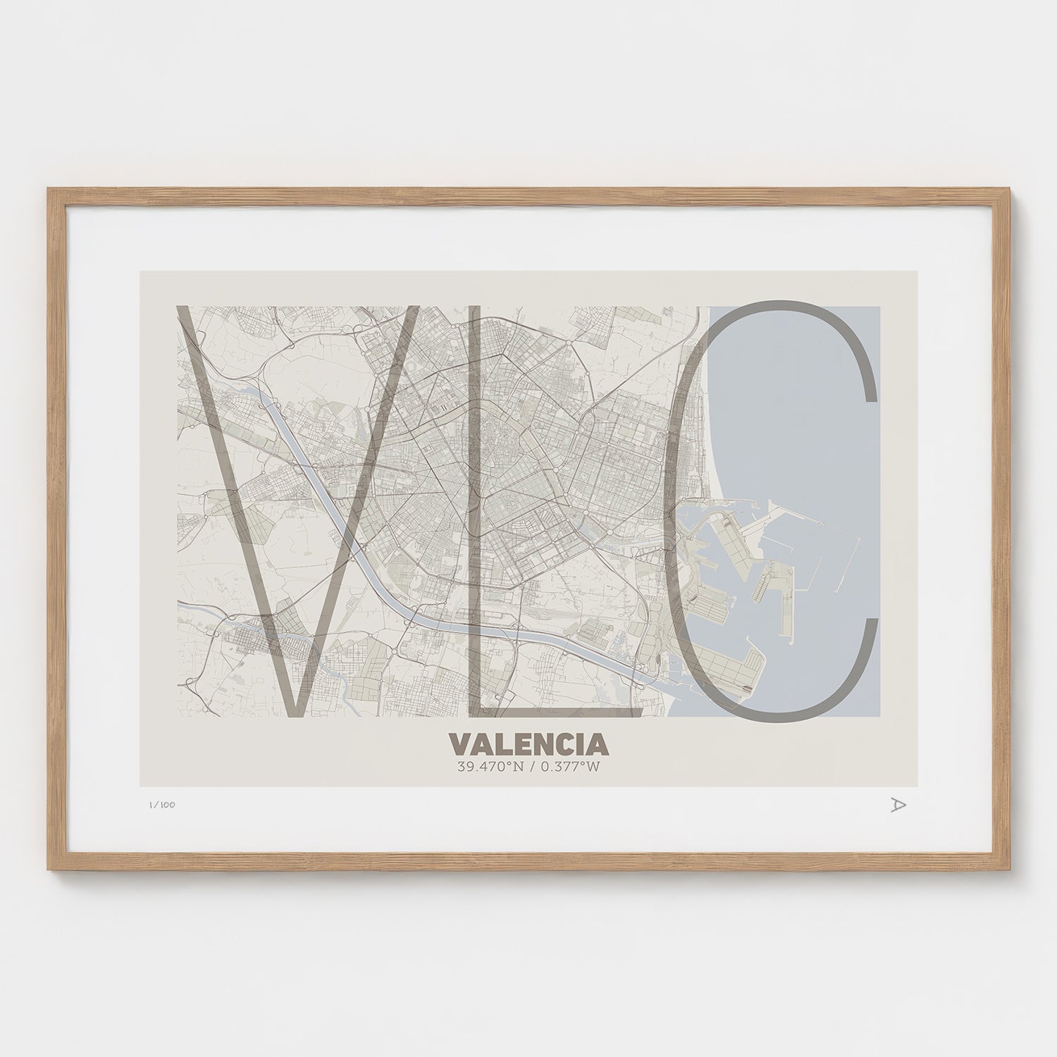 Lámina tipográfica de Valencia – diseño Ultrafina, marco de madera natural