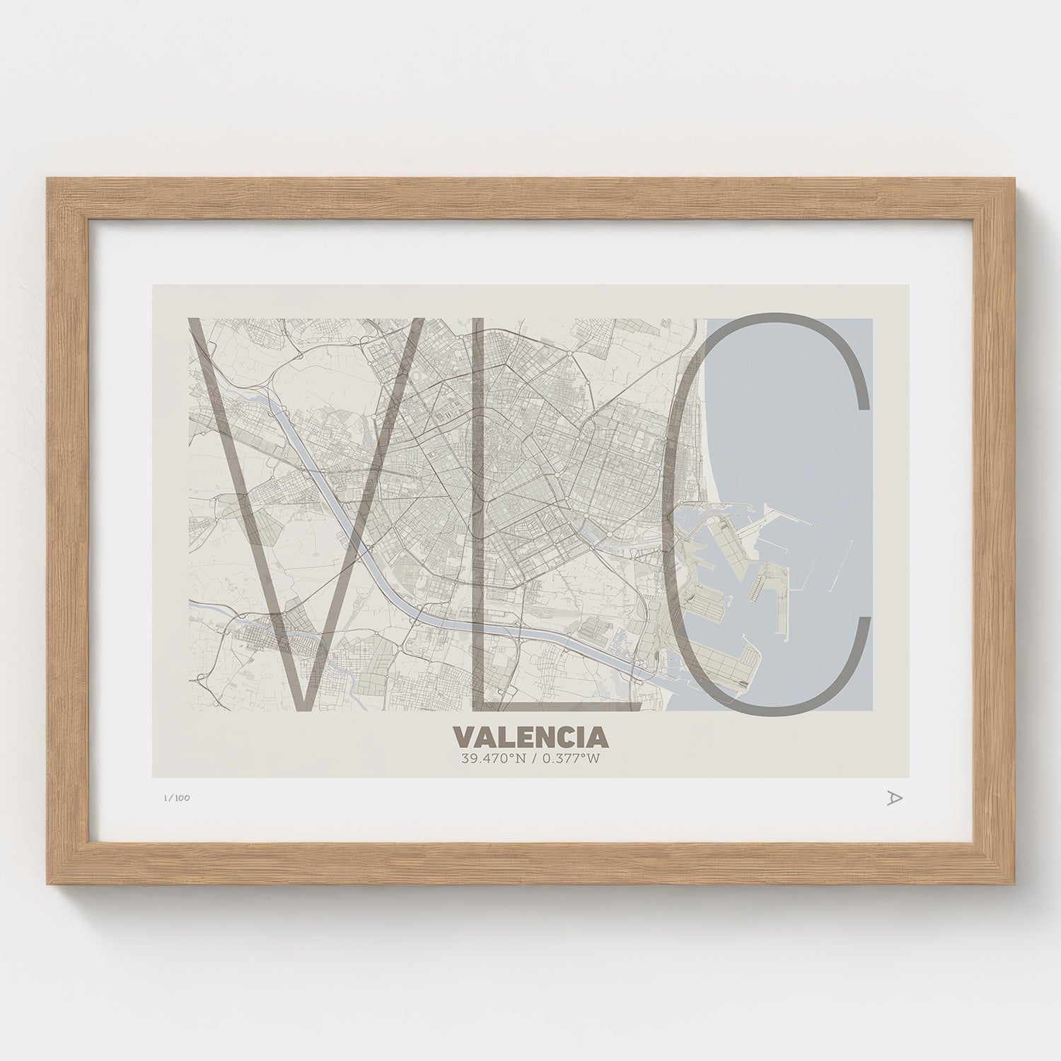 Lámina tipográfica de Valencia – diseño Ultrafina, marco de madera natural