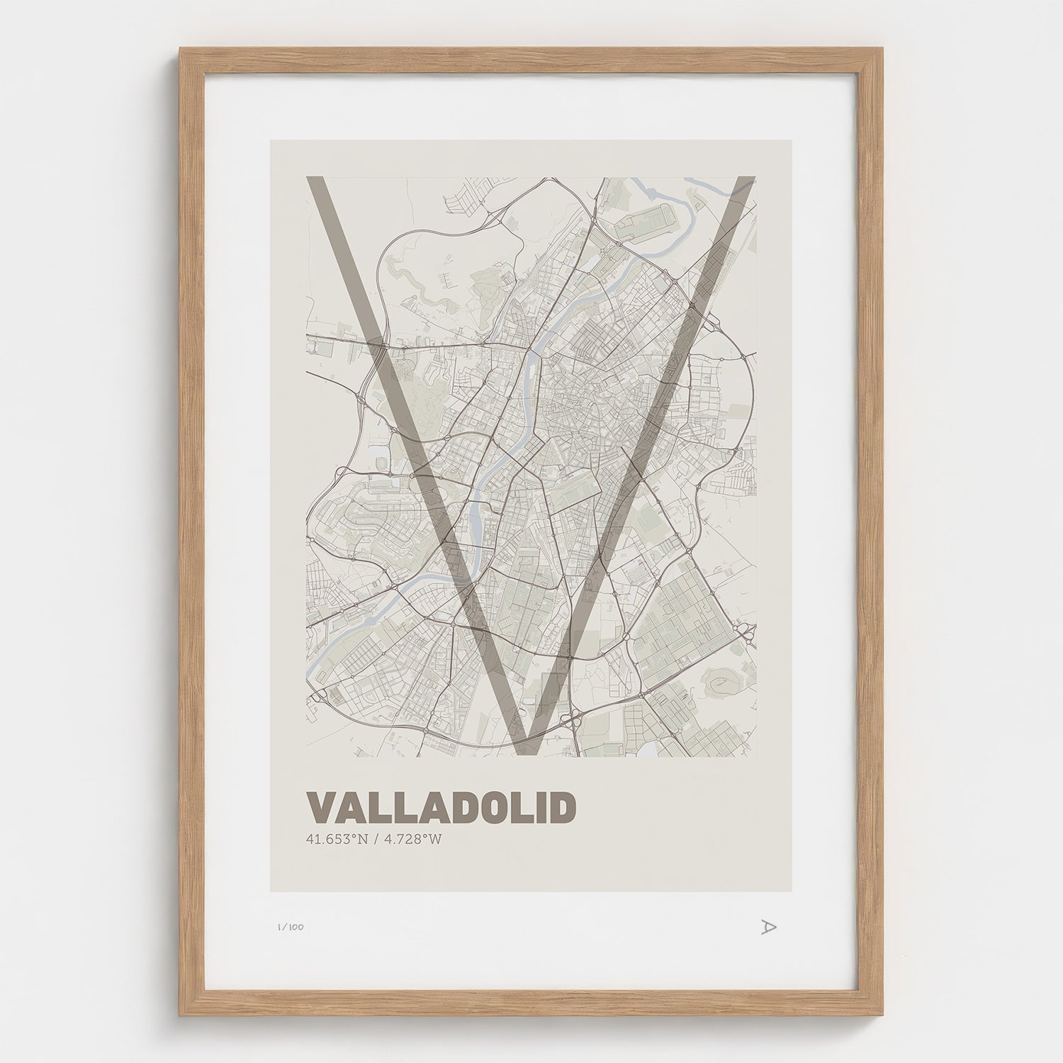 Lámina tipográfica de Valladolid – diseño Ultrafina, marco de madera natural