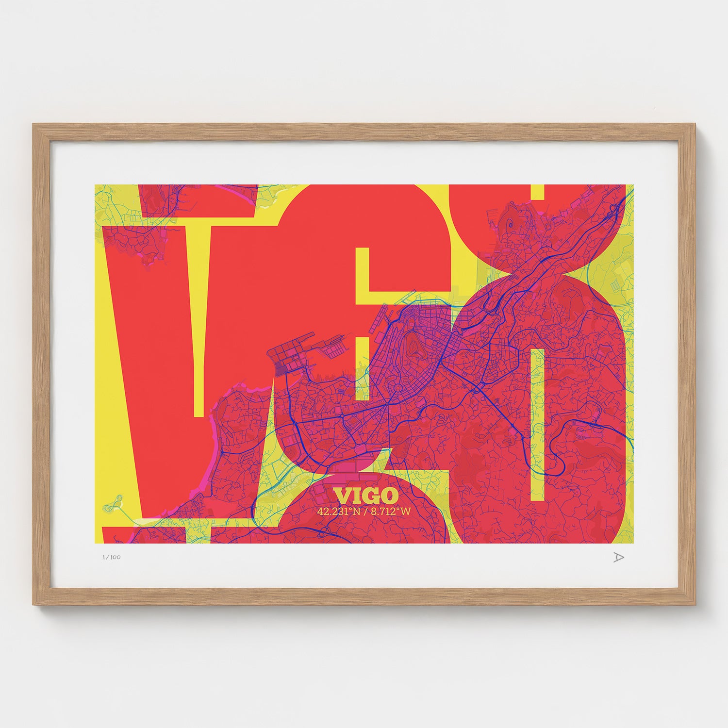 Lámina tipográfica de Vigo – diseño Inseparable, marco de madera natural