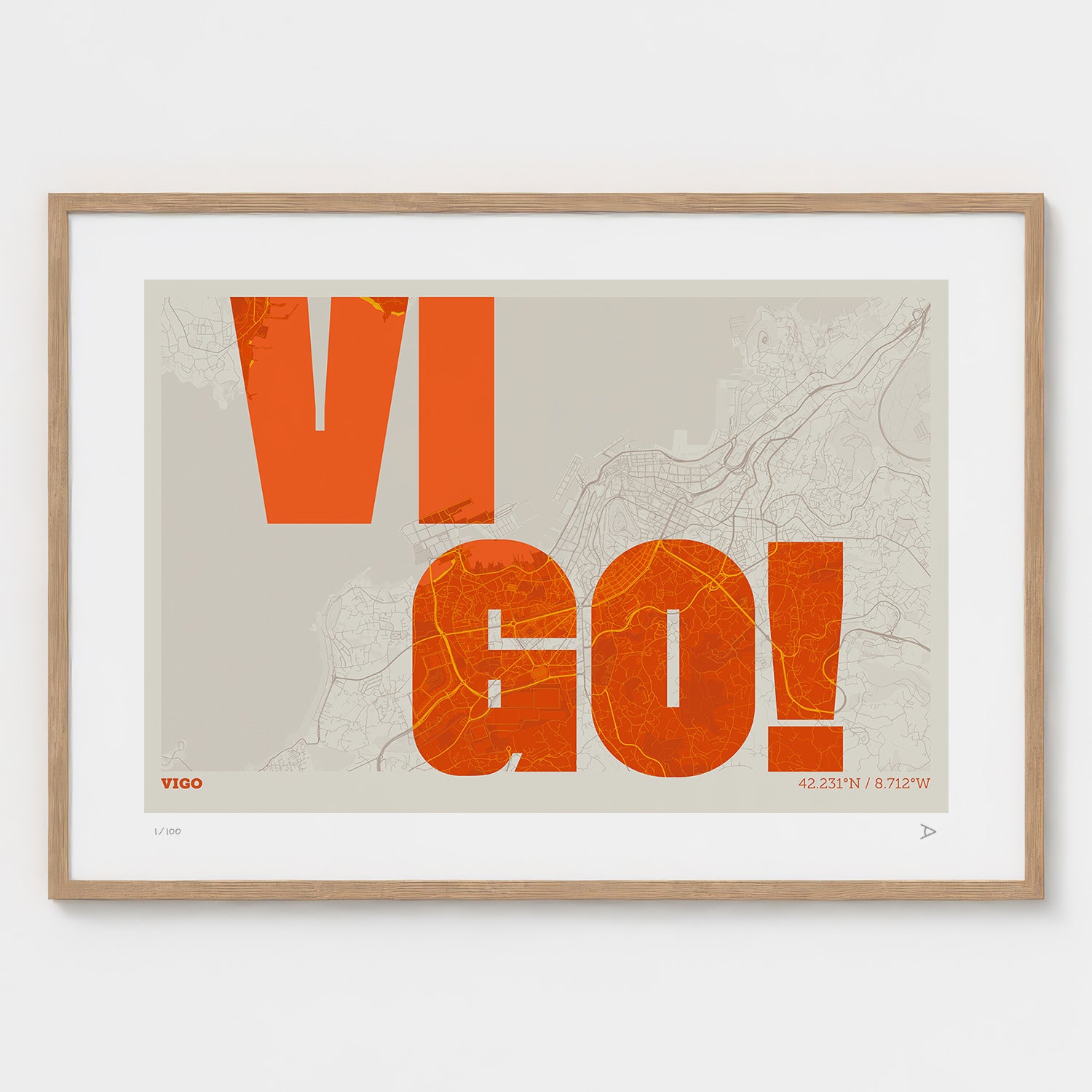 Lámina tipográfica de Vigo – diseño Revoltosa, marco de madera natural